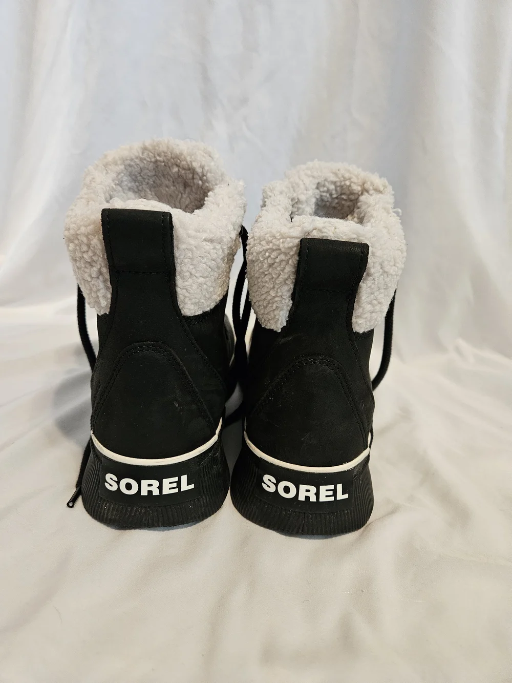 SOREL- Women's Out N ABOUT IV CHILLZ Waterproof Boots W/ Sherpa Lining SZ 9